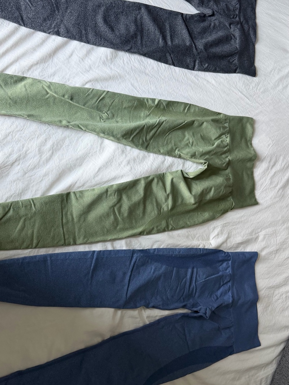 NVGTN Olive Green & Navy Women's Leggings Set